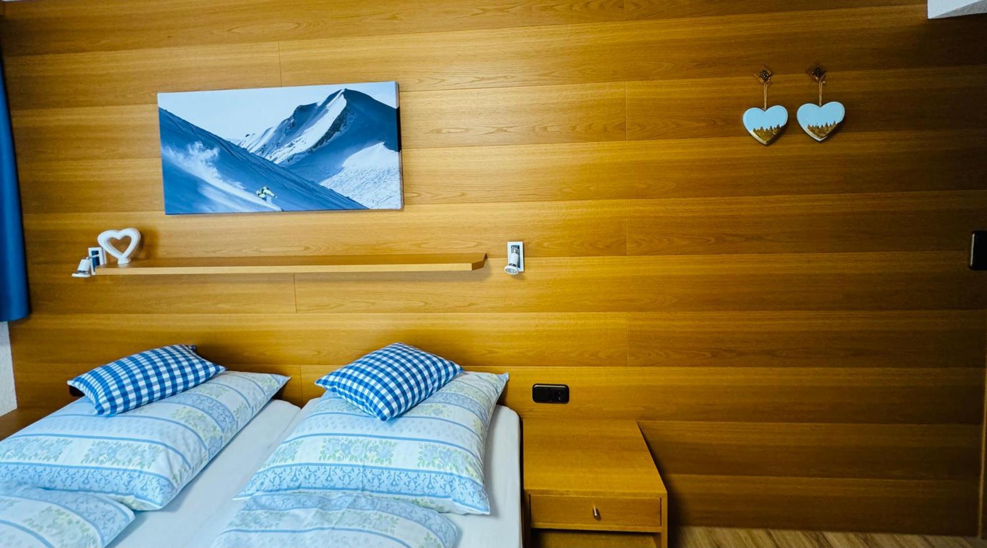 Hotel Garni Enzian Damuels Ngoại thất bức ảnh