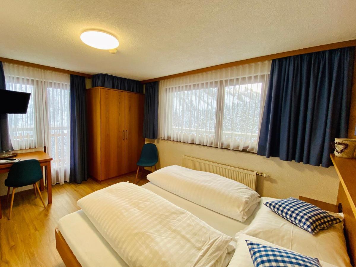 Hotel Garni Enzian Damuels Ngoại thất bức ảnh